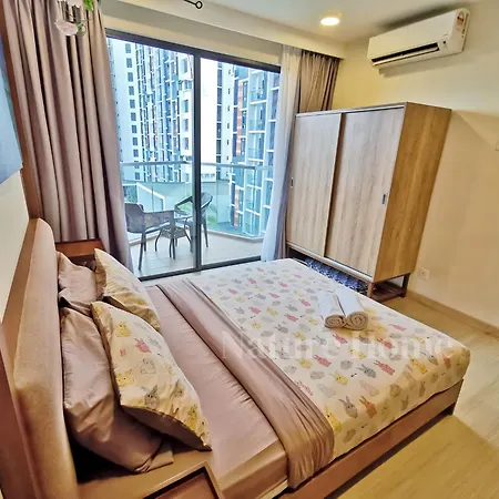 Timurbay Seafront Residences By Nature Home Kuantan Exterior photo